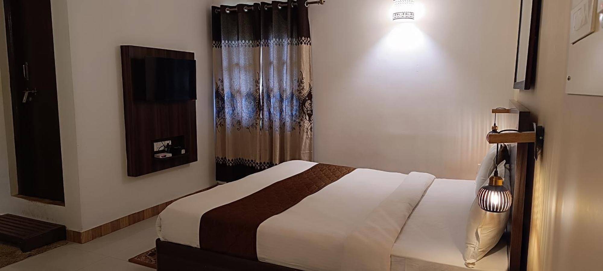 Premier Inn Yercaud Esterno foto