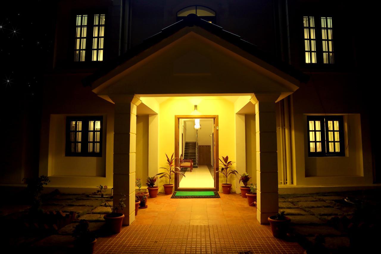 Premier Inn Yercaud Esterno foto